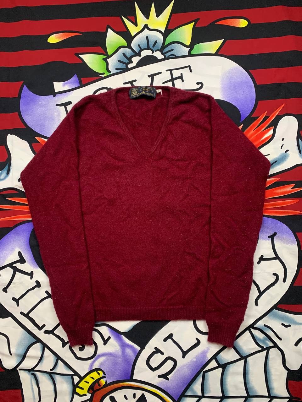 Vintage Vintage Gobi Mongolian pure cashmere v-neck sweater Size M Size M / US 6-8 / IT 42-44 - 1 Thumbnail