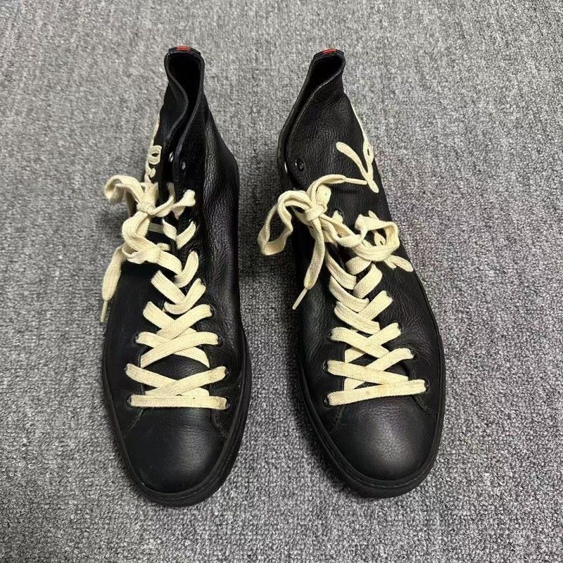 Gucci Gucci High-Top Sneakers with Love Design Size US 8 / EU 41 - 2 Thumbnail