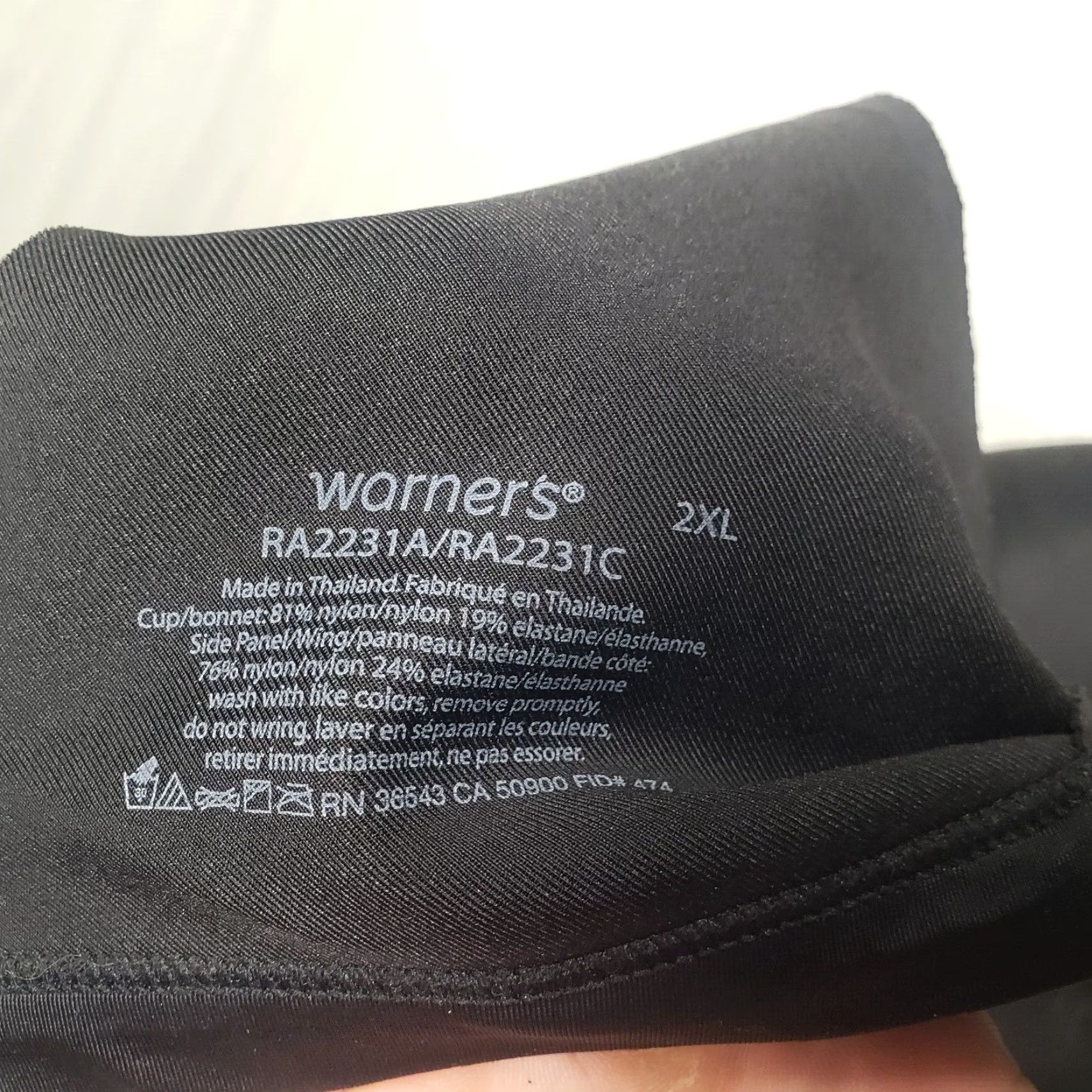 Vintage Warner's Bra 2XL Black Wireless Wide Strap T-Shirt Bra Womens Plus 2XL 32 Degrees Cool Vintage No Size ONE SIZE - 5 Thumbnail