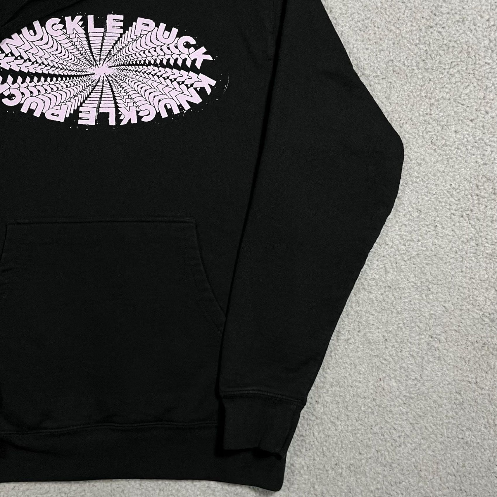 Vintage Knuckle Puck Hoodie Mens Small Sweatshirt Graphic Print Pullover Hooded Black Long Sleeve Rock Punk Emo Concert 90s Theme Mens Size US S / EU 44-46 / 1 - 7 Thumbnail