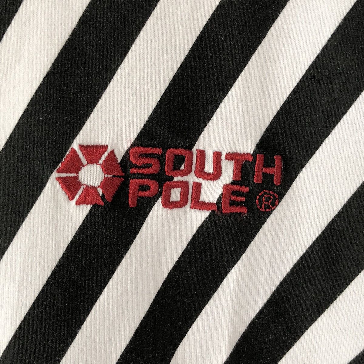 Southpole SouthPole triangle geometric pattern full print Tshirt Size US XL / EU 56 / 4 - 4 Thumbnail