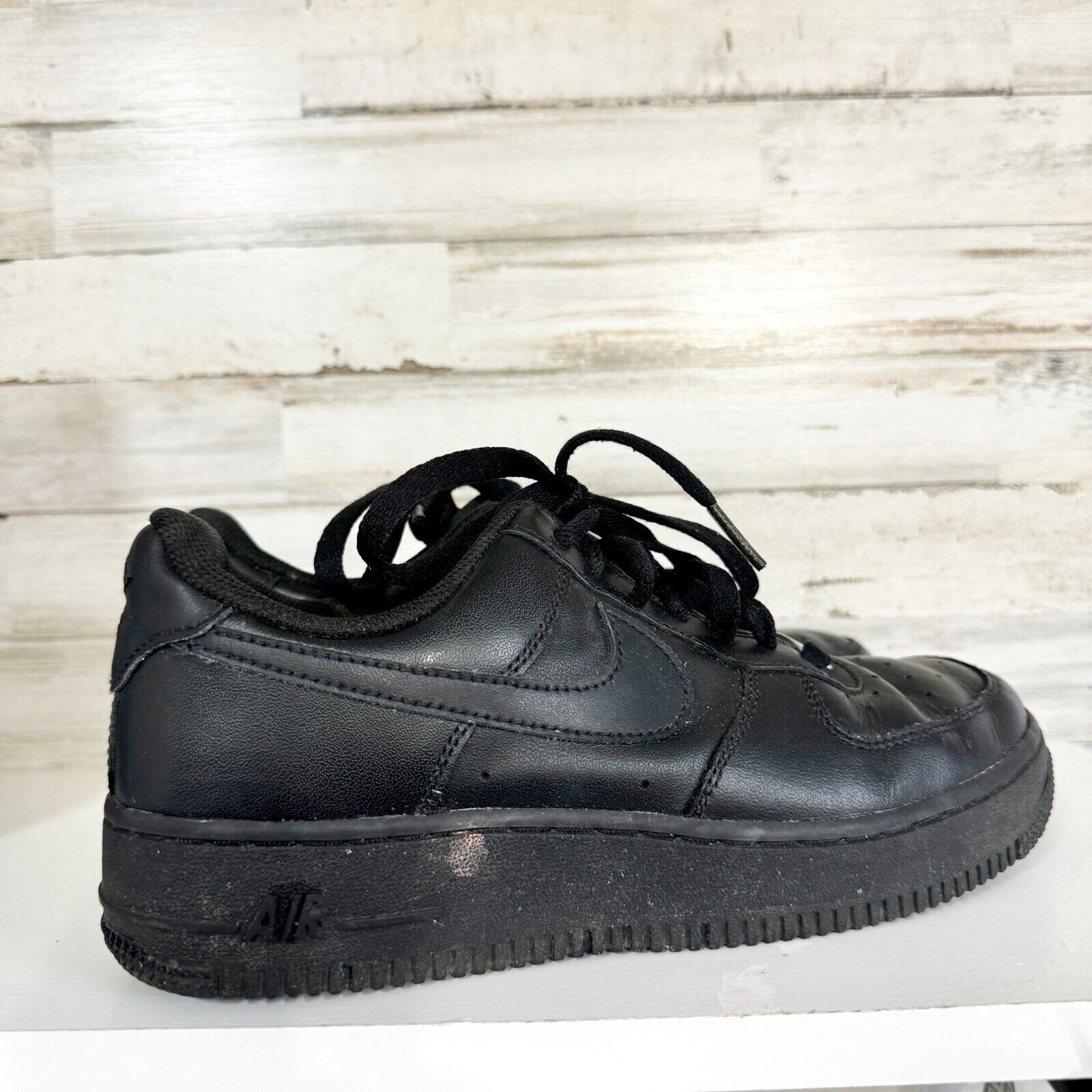 Nike Vtg Nike Air Force 1 07 W 8.5 Low Supreme Black Sneakers Size US 8.5 / IT 38.5 - 5 Thumbnail