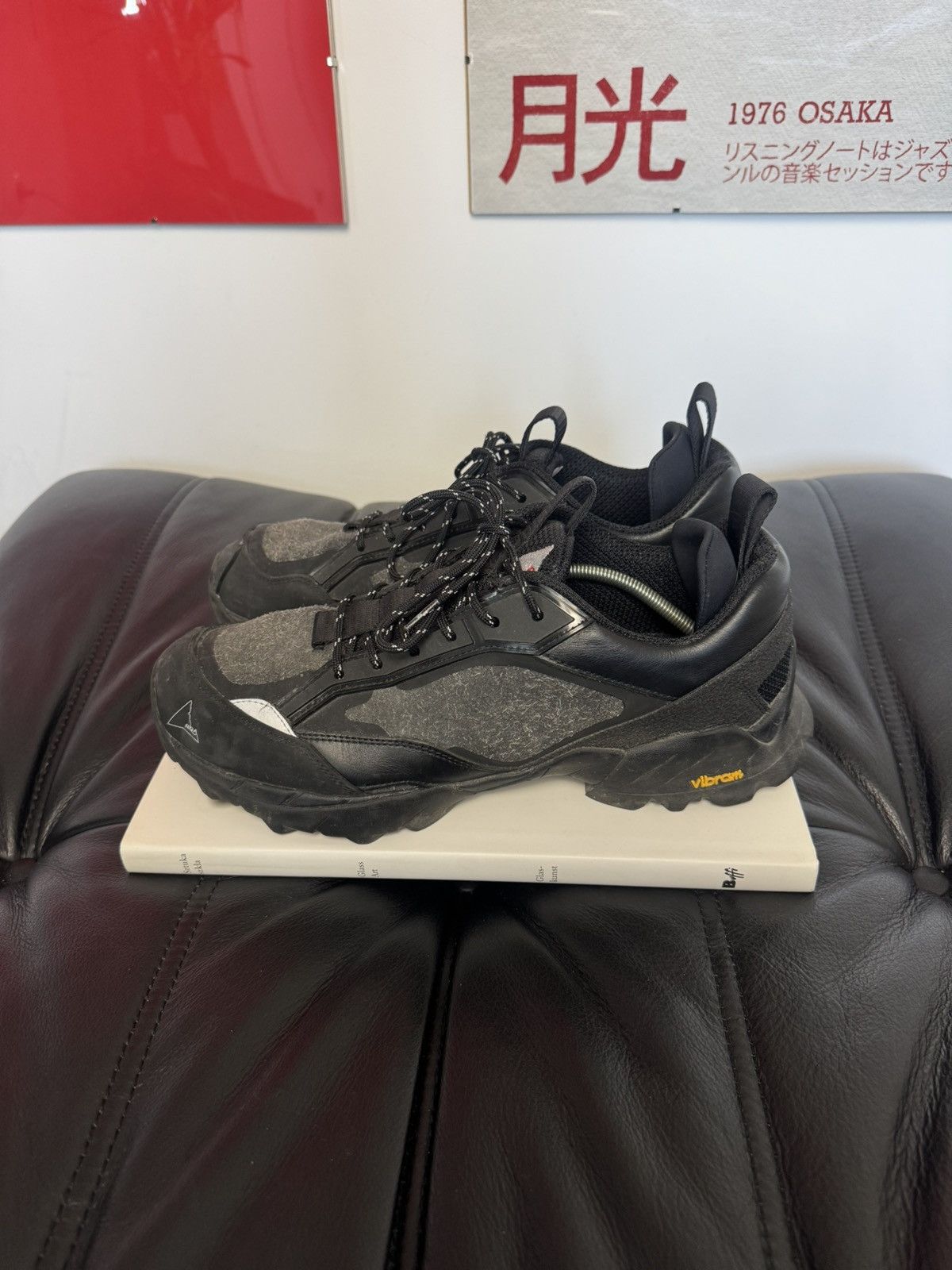 ROA ROA Lhakpa Hiking Low Top Boots Vibram Rare Gorpcore Outdoor Size US 10 / EU 43 - 1 Thumbnail