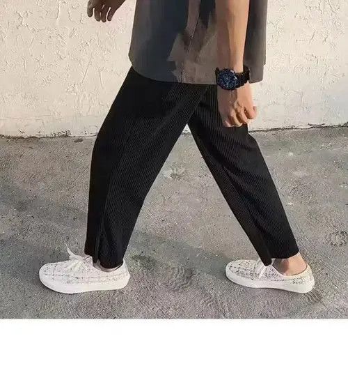 Other Black pleated trousers Size US 32 / EU 48 - 4 Thumbnail