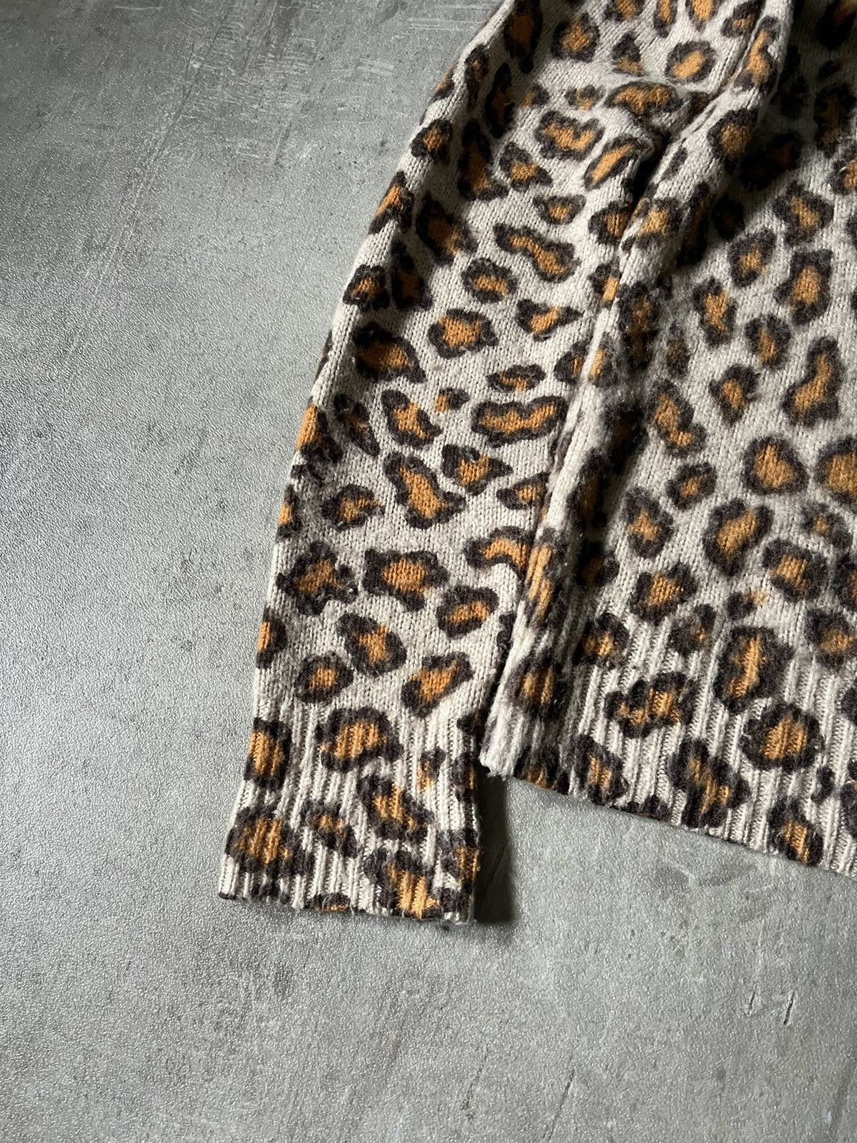 Acne Studios Acne Studios Peele Leo print sweater wool cashmere rare Size US M / EU 48-50 / 2 - 2 Thumbnail