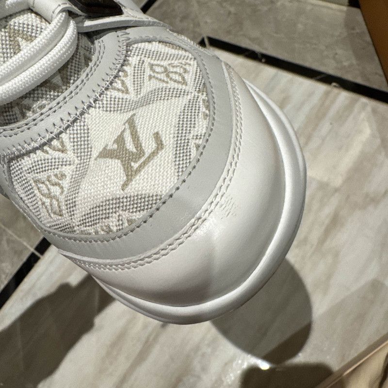 Louis Vuitton Louis Vuitton Archlight White Low-Top Sneakers - Size US 8 / IT 38 - 7 Thumbnail
