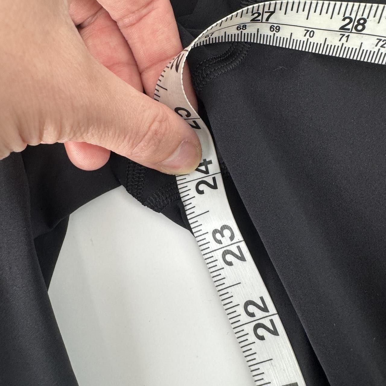 Lululemon Lululemon Black Leggins With Pockets Size 30" / US 8 / IT 44 - 3 Thumbnail