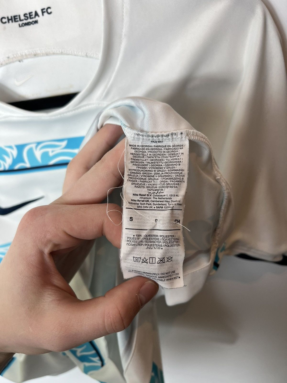 Nike CHELSEA 2022 23 Away FOOTBALL SOCCER JERSEY NIKE DM1834-101 Size US S / EU 44-46 / 1 - 9 Thumbnail