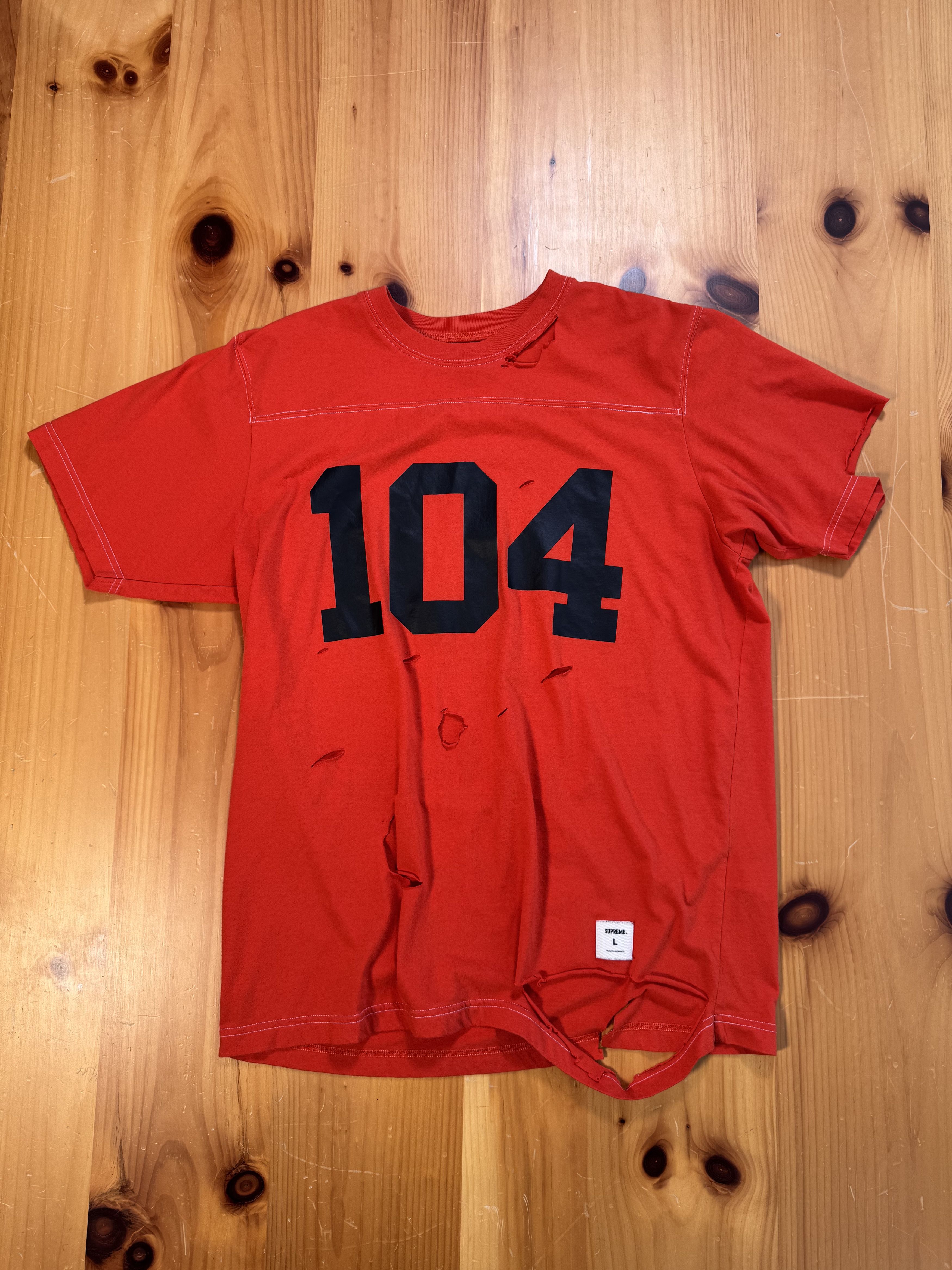 Supreme Supreme SS16 104 Jersey Ripped Size US L / EU 52-54 / 3 - 1 Thumbnail