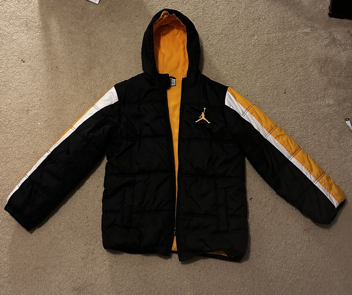 Jordan Brand × Nike Jordan Youth Retro Nylon Bubble Puffer Jacket Size US L / EU 52-54 / 3 - 1 Thumbnail