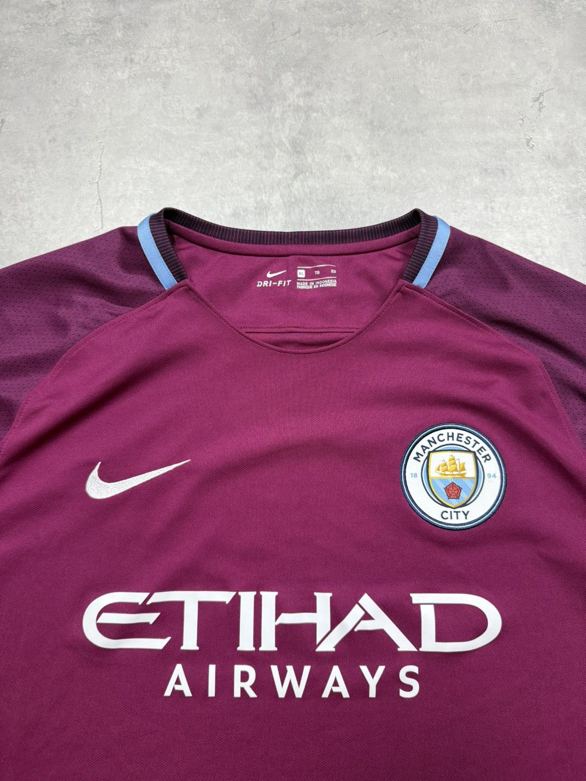 Nike Nike Manchester City 2017 Size US XL / EU 56 / 4 - 2 Thumbnail