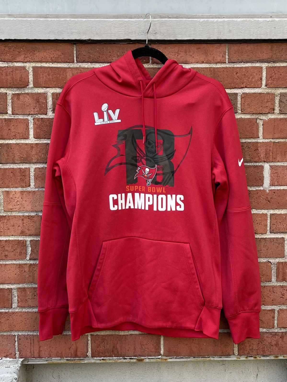 Nike Nike Tom Brady NFL Tampa Bay Buccaneers Super Bowl hoodie Size US M / EU 48-50 / 2 - 1 Thumbnail
