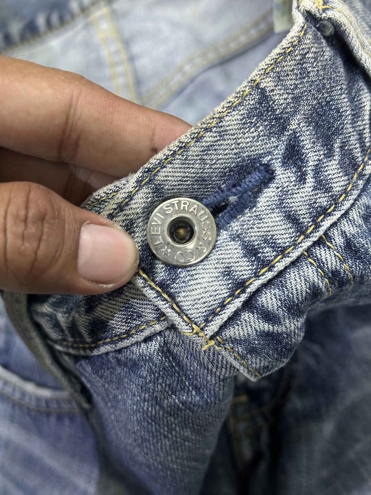 Levi's Vintage Levis 504 Loose Style Bluewash Faded 💥 Size US 32 / EU 48 - 6 Thumbnail
