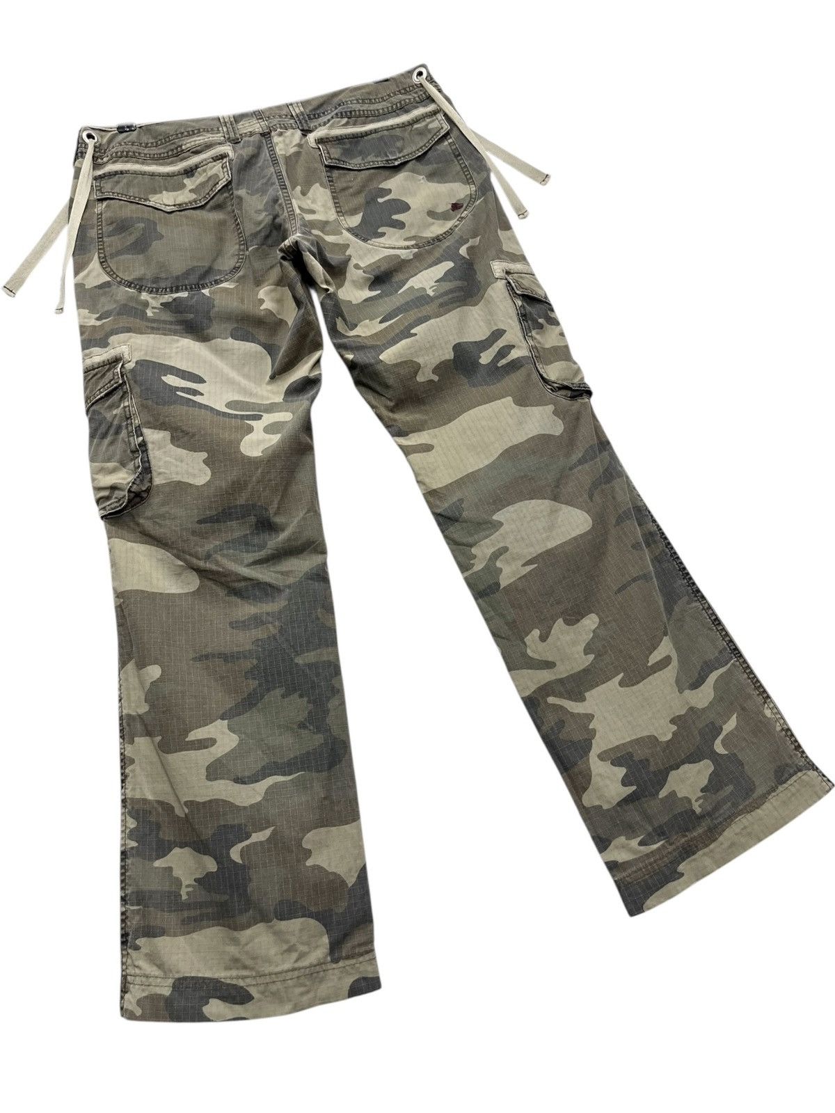 Burberry 💥RARE🔥BURBERRY BLACK LABEL JAPAN Camouflage Bondage Cargo Size US 32 / EU 48 - 4 Thumbnail