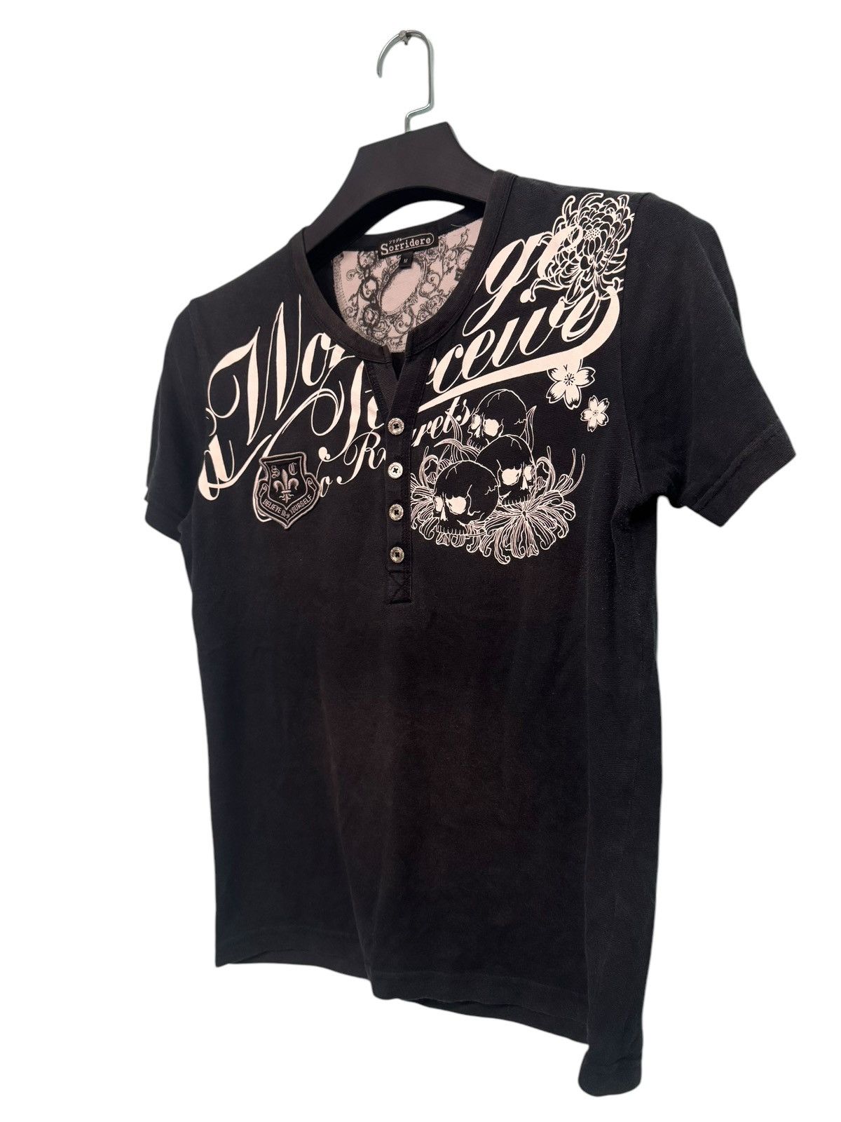 If Six Was Nine PUNK DESIGN SORRIDERE SKULL NO REGRETS VERY RARE BUTTON TEE Size US M / EU 48-50 / 2 - 7 Thumbnail