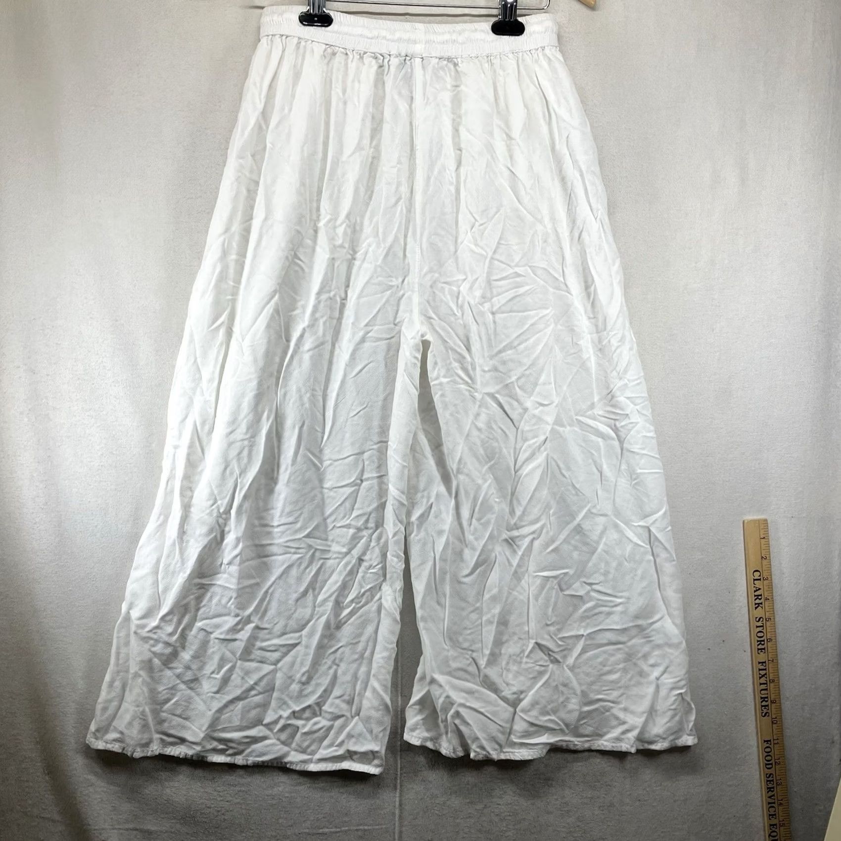 HARE VINTAGE Jessica Taylor White Floral Embroidered Wide-Leg Harem Pants Ladies M Inseam 22in Rayon Bohemian Hippie 80s 90s Festival Clothing Womens Size 32" / US 10 / IT 46 - 2 Thumbnail