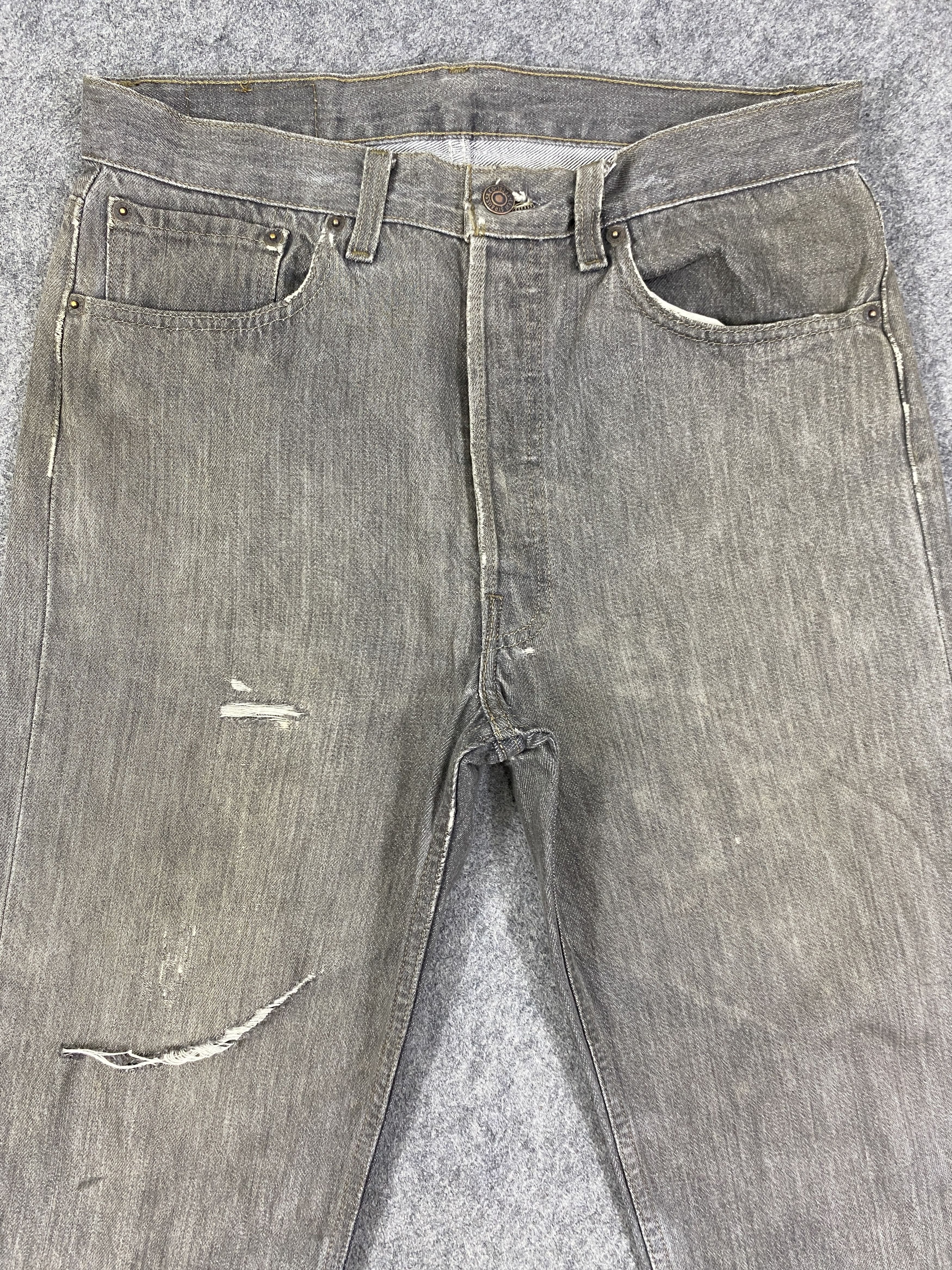 Levi's Dirty Grey Vintage Levi's 501 Jeans 31x26.5 - JN3378 Size US 31 - 3 Thumbnail