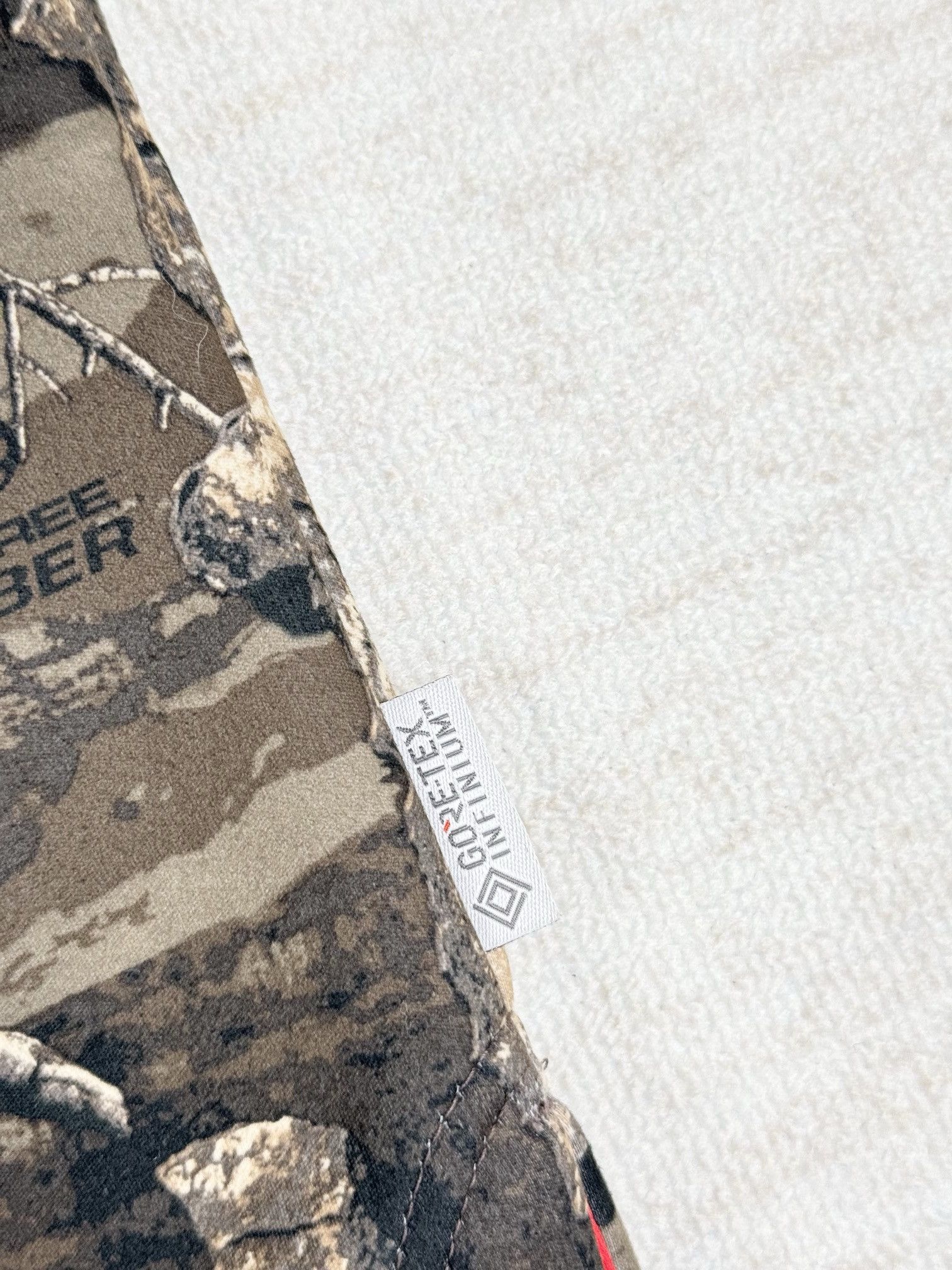 Palace windstopper real tree camo vest Size US L / EU 52-54 / 3 - 7 Thumbnail