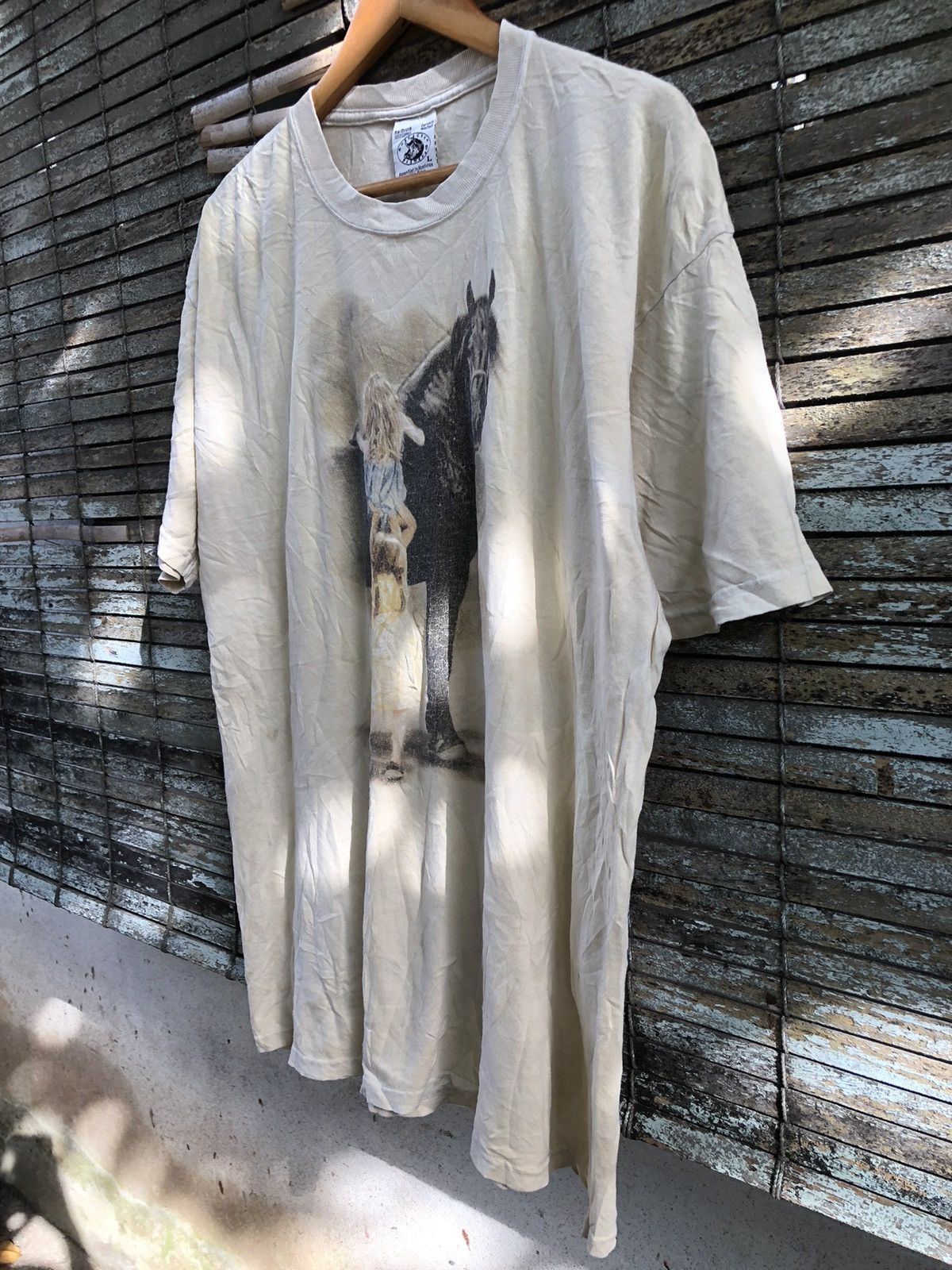 Japanese Brand × Vintage Vintage Two Girls And A Horse Art By Lesley Harrison Tee Size US XL / EU 56 / 4 - 3 Thumbnail