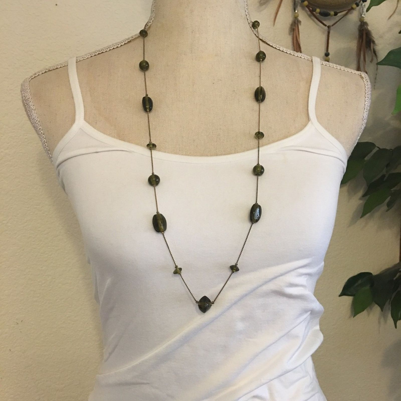 Vintage Vintage gold tone chain green glass necklace Size ONE SIZE - 3 Thumbnail