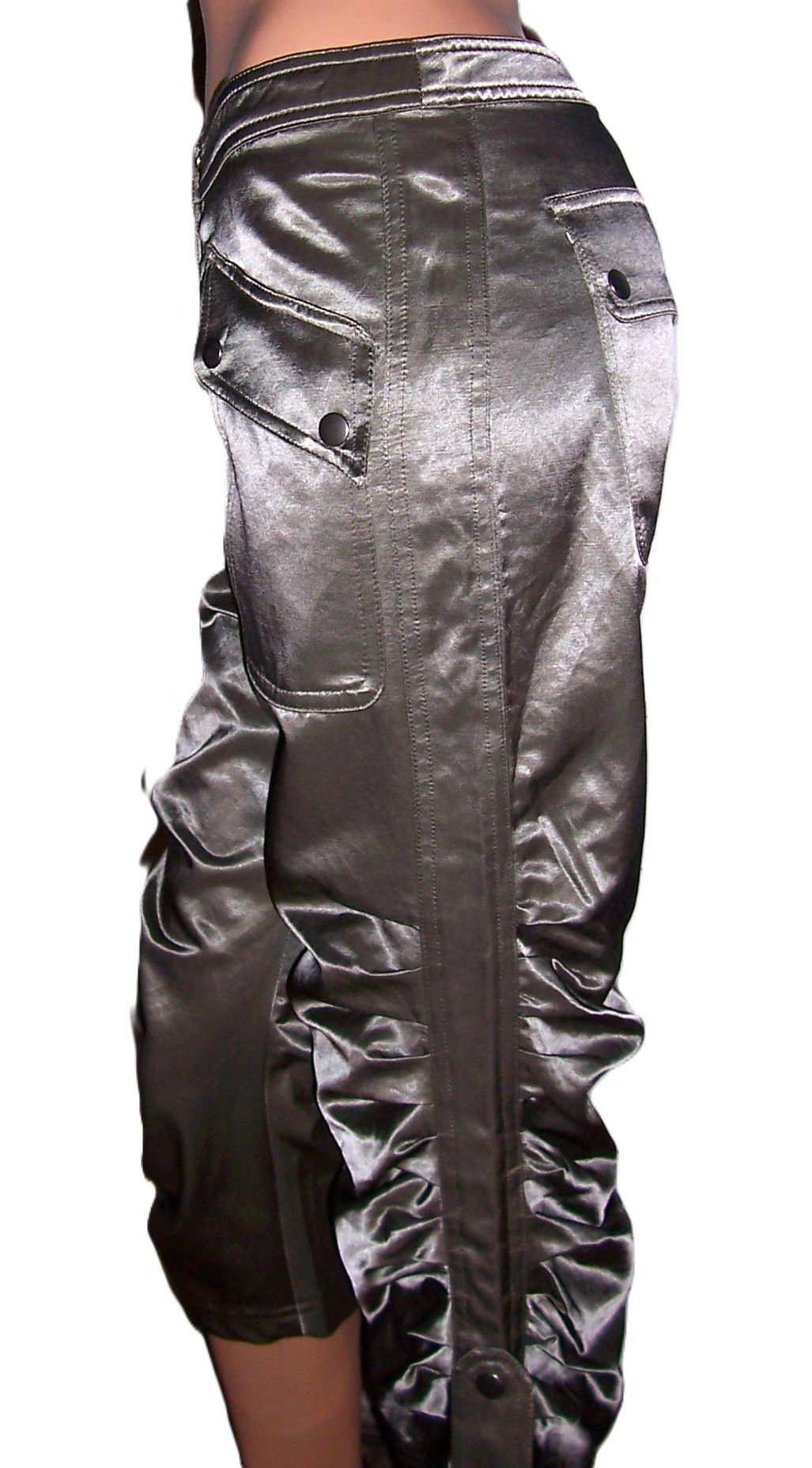 Bebe Bebe Khaki Green Shiny Capri Pants 4 Size 26" / US 2 / IT 38 - 4 Thumbnail