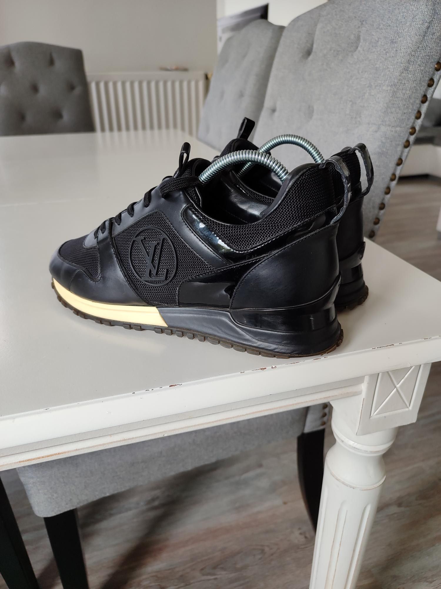 Louis Vuitton BASKETS LOUIS VUITTON RUN AWAY Size US 7 / IT 37 - 9 Thumbnail
