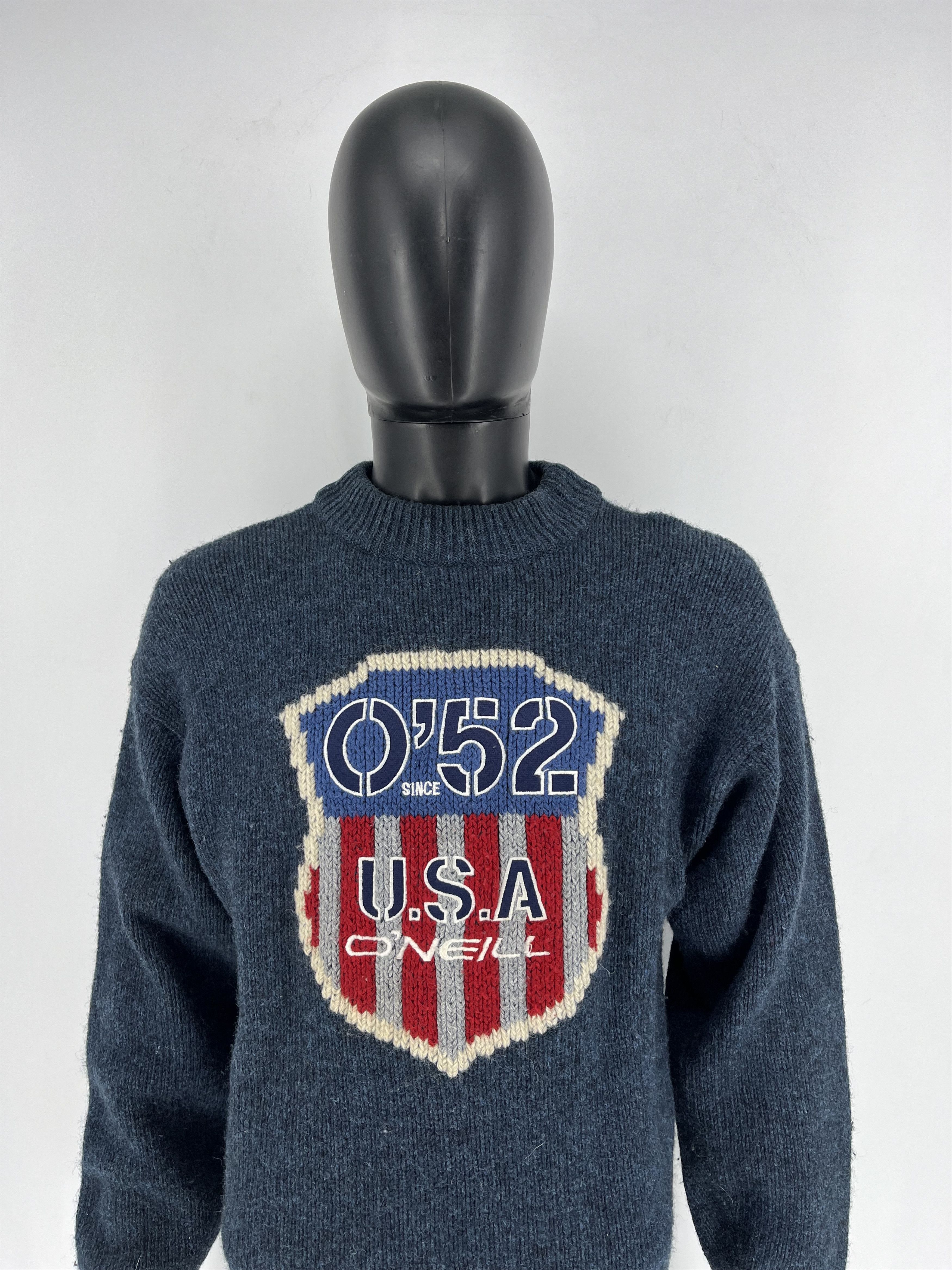 O'Neill × Vintage ONeill blue Knitted Jumper with embroidered spell-out on Size US M / EU 48-50 / 2 - 1 Thumbnail