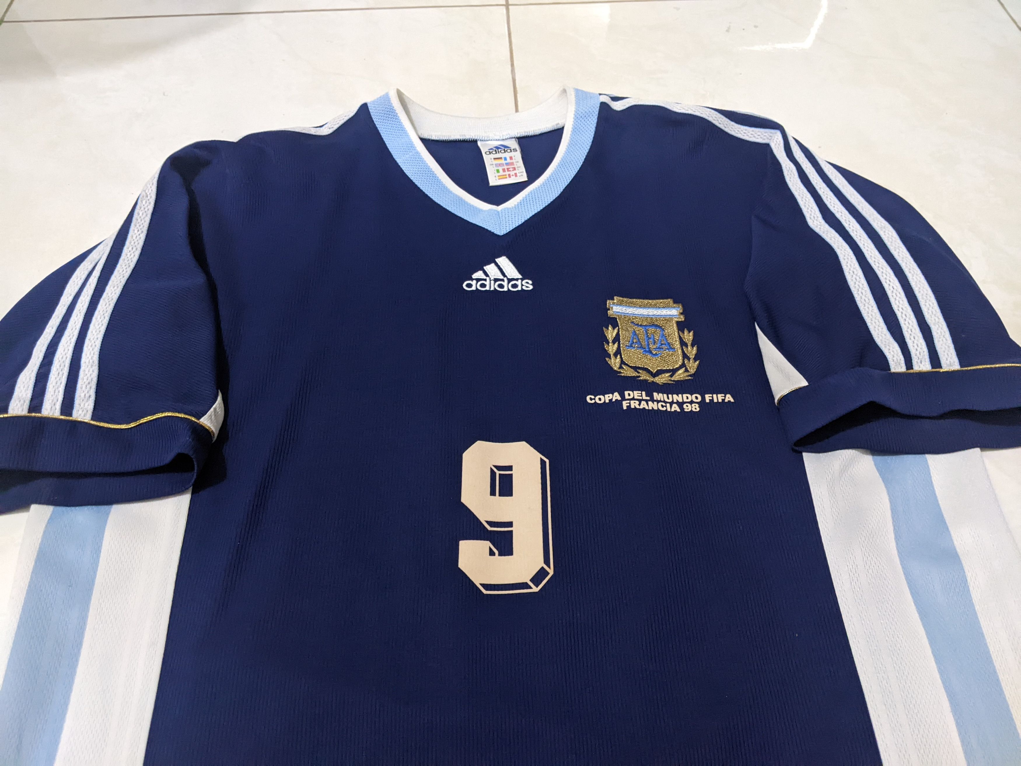 Adidas Argentina world cup 1998 Batistuta Jersey football shirt Size US L / EU 52-54 / 3 - 3 Thumbnail