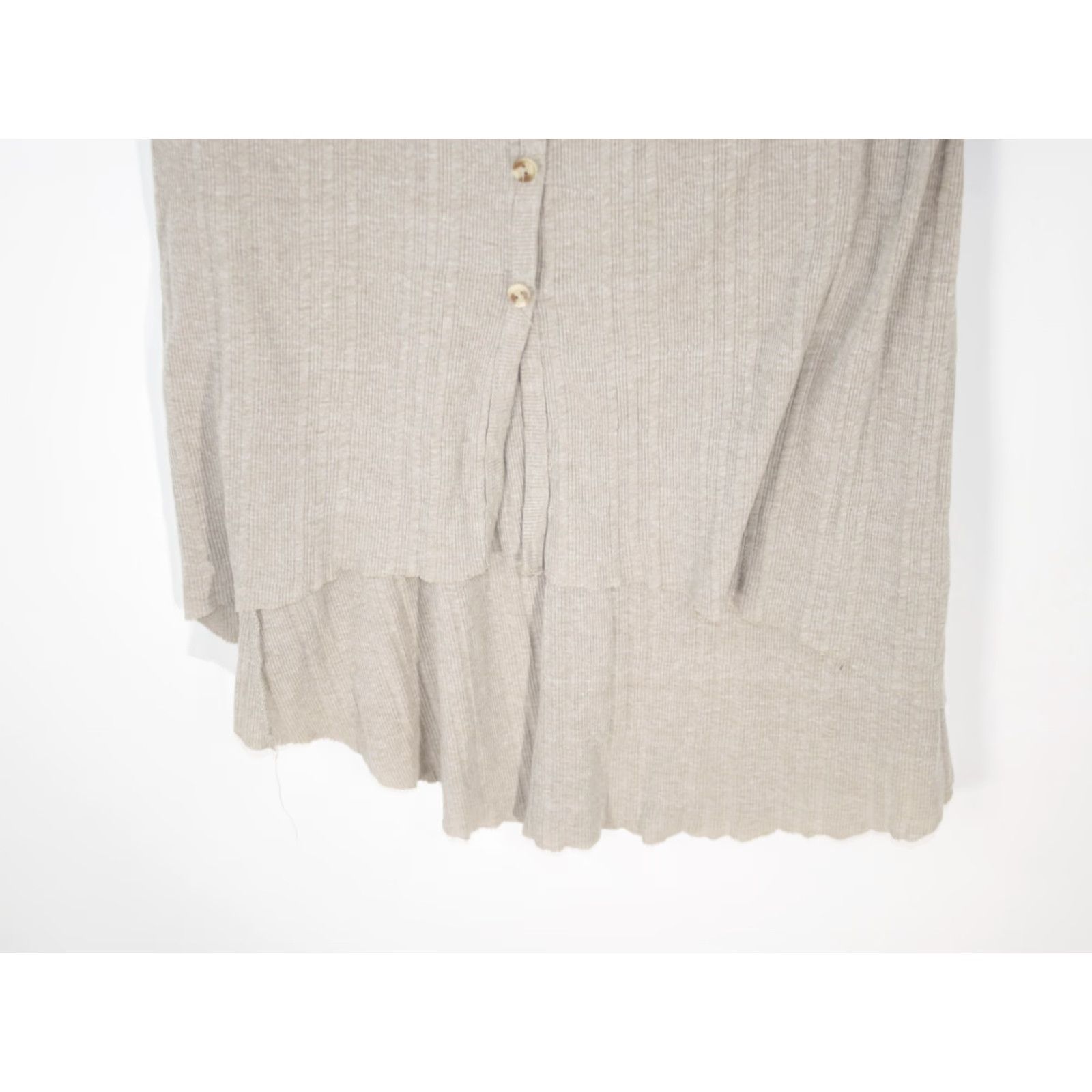 Essentials Womens Essentials Cardigan Sweater Long Button Front V-Neck Beige M NWOT Size XXL / US 16-18 / IT 52-54 - 6 Thumbnail