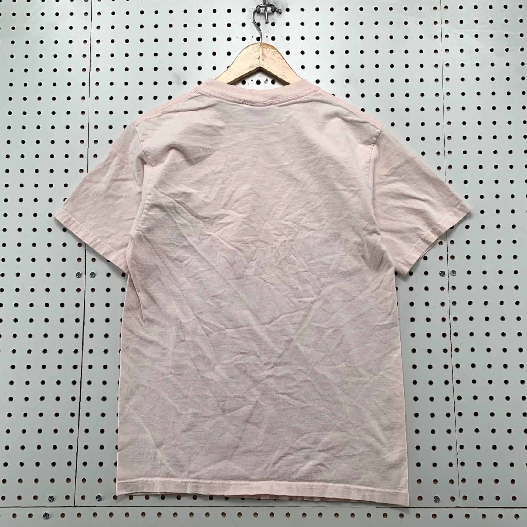 Disney VINTAGE Disney Winnie Pooh T Shirt Womens Small Pink Be Happy Everyday Cute Size S / US 4 / IT 40 - 2 Thumbnail