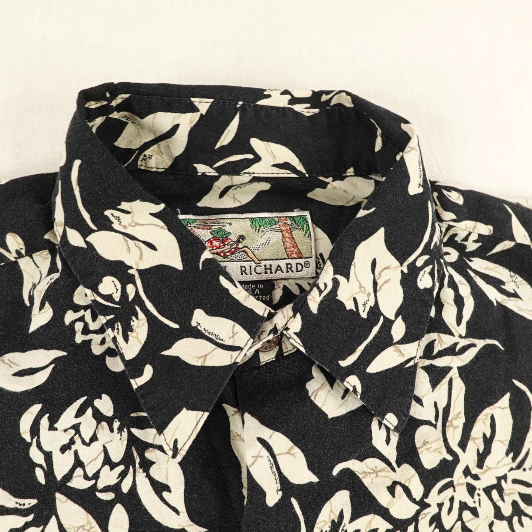 Tori Richard VINTAGE Tori Richard Men’s Short Sleeve Collared Button-Up Shirt Adult Medium Black Floral Hawaiian Tropical Beach 90s Size US M / EU 48-50 / 2 - 2 Thumbnail