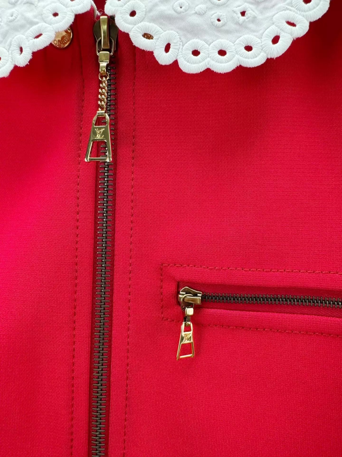 Louis Vuitton LV women's vest 38 like new Size S / US 4 / IT 40 - 2 Thumbnail