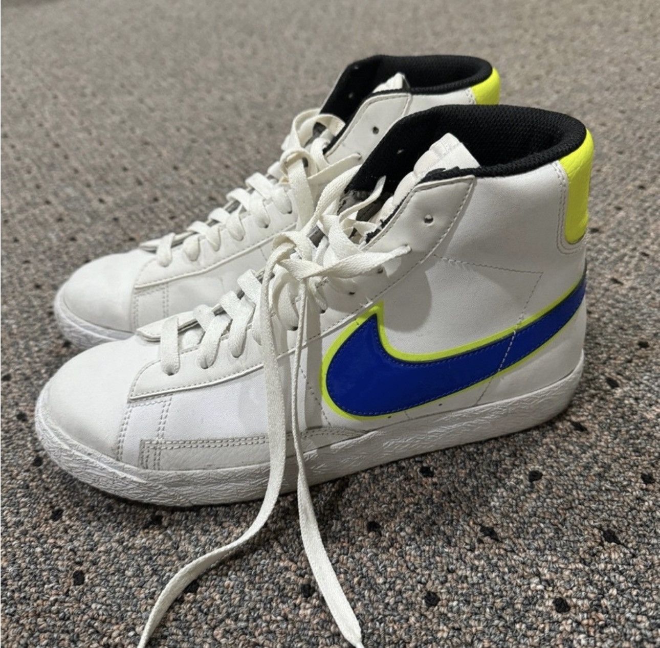 Nike Nike Blazer Mid 77 White Blue Volt High Top Sneakers Size US 6.5 / EU 39-40 - 1 Thumbnail