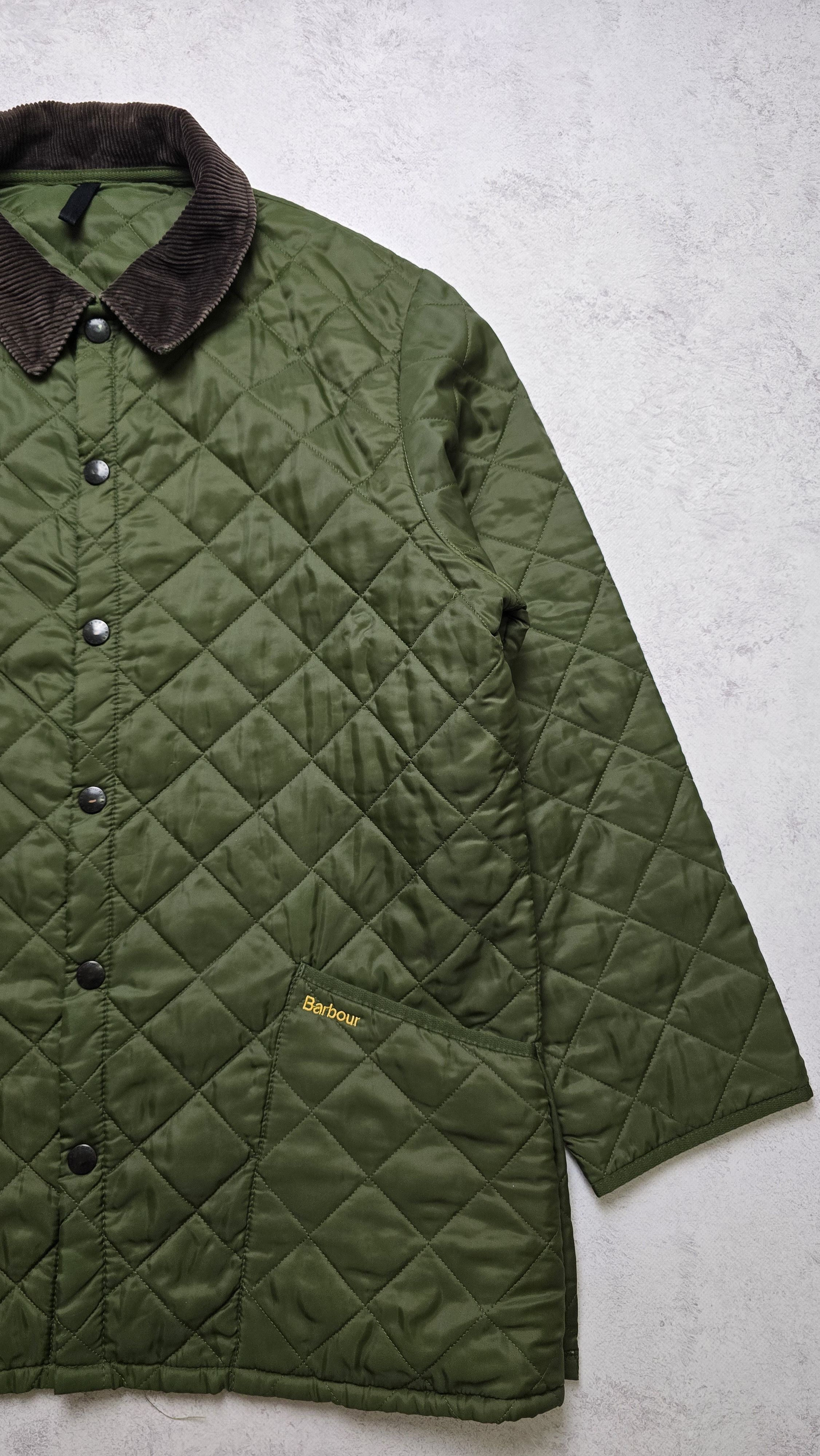 Barbour Liddesdale Quilted Jacket Olive Corduroy Collar Heritage Size US L / EU 52-54 / 3 - 9 Thumbnail