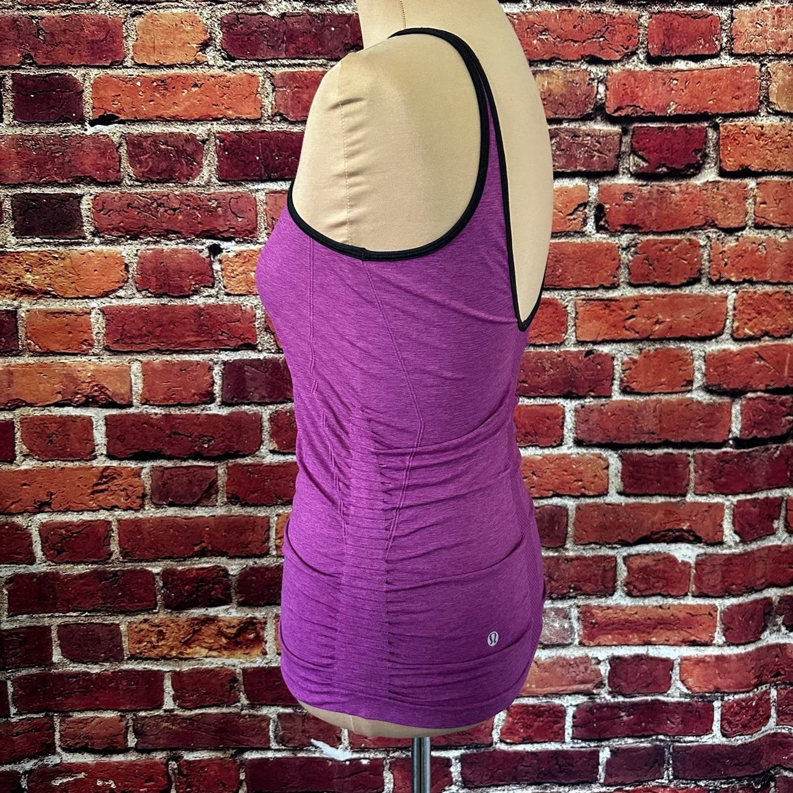 Lululemon lululemon tank top size 6 Size S / US 4 / IT 40 - 2 Thumbnail