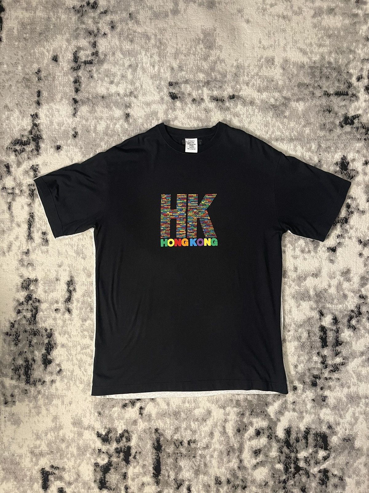 Vetements (1/50) Vetements 18ss HK limited edition reversible Tee Size US L / EU 52-54 / 3 - 1 Thumbnail