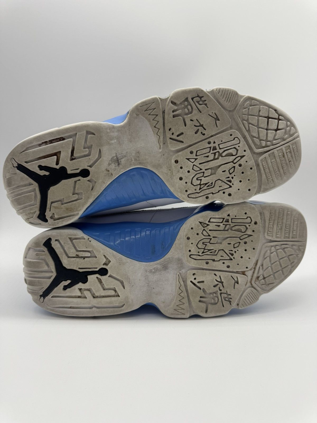 Jordan Brand × Nike Nike Air Jordan 9 Retro Powder Blue University UNC Men’s 9.5 Size US 9.5 / EU 42-43 - 7 Thumbnail