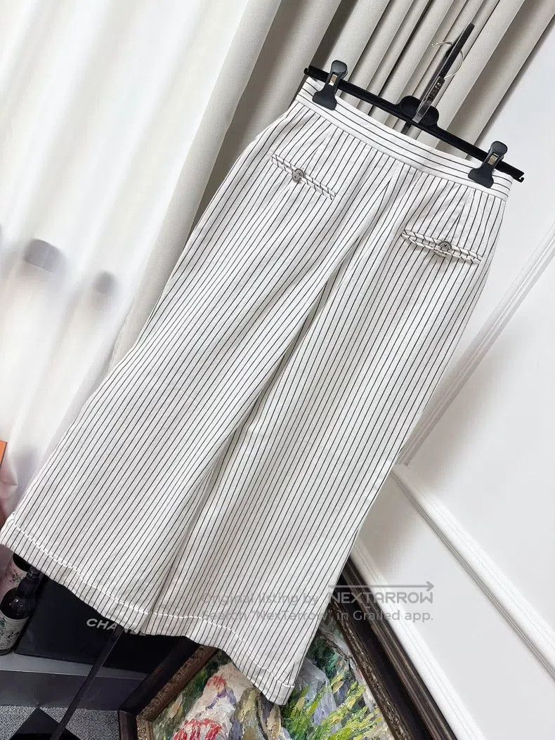 Chanel Chanel 17C Cuban Series Black and White Vertical Striped W Size 24" / US 00 / IT 34 - 2 Thumbnail