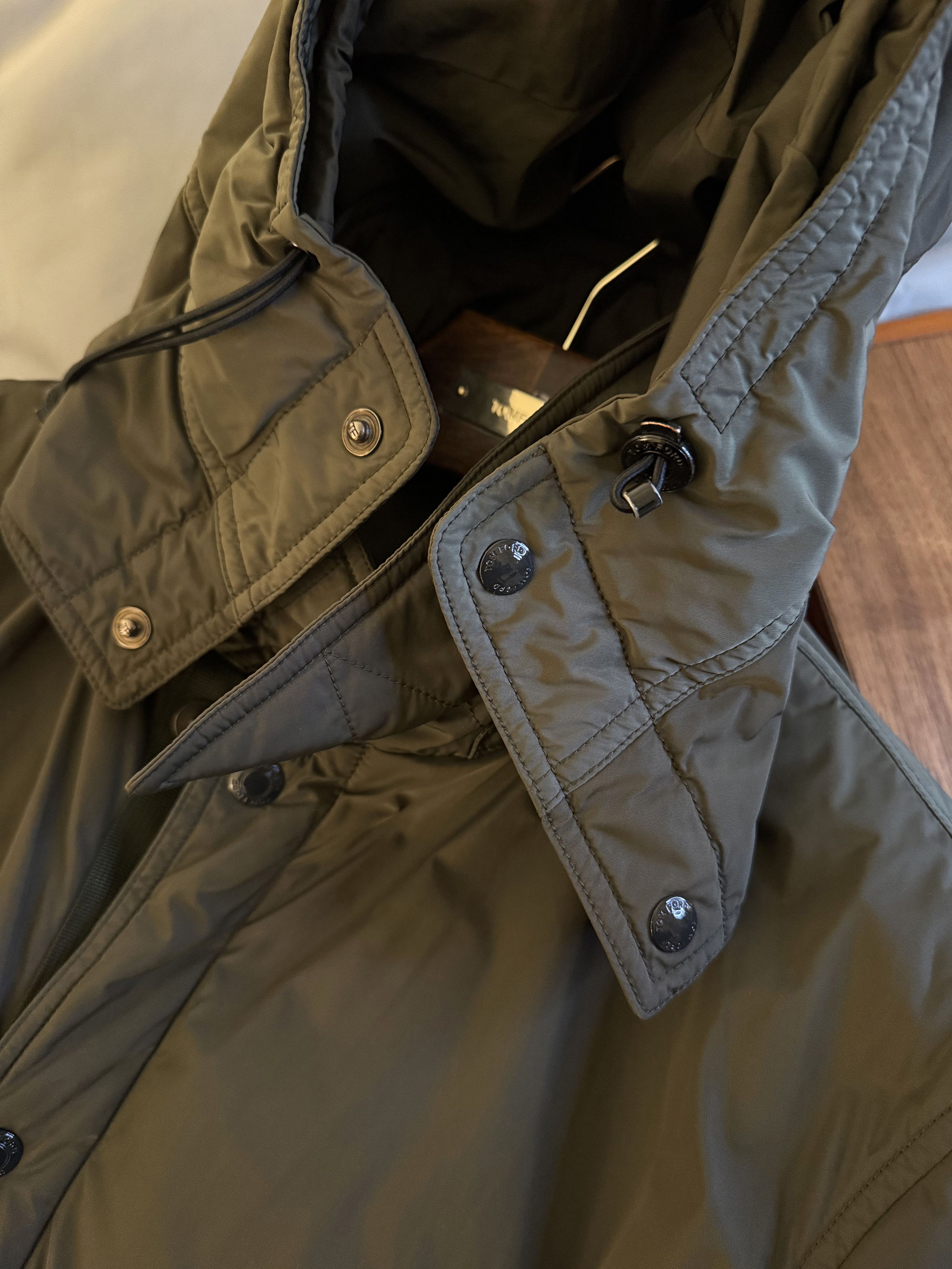 Tom Ford Fits 52, Best Dressed $4,300 w/tax Ovatta Leather Accents Size US XL / EU 56 / 4 - 17 Thumbnail