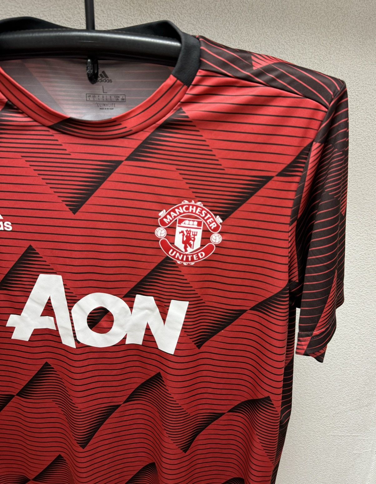 Adidas Manchester united adidas soccer jersey 2019 L Size US L / EU 52-54 / 3 - 3 Thumbnail
