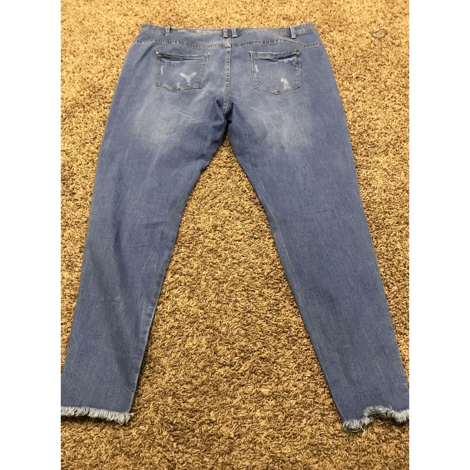 Vintage chic denim womens size 18 harley mid rise skinny jeans a9 SkinnyJeans Jeans Women Plus 40 in 29 in blue denim stretch Classic 2010s Size 40" / US 18 - 3 Thumbnail