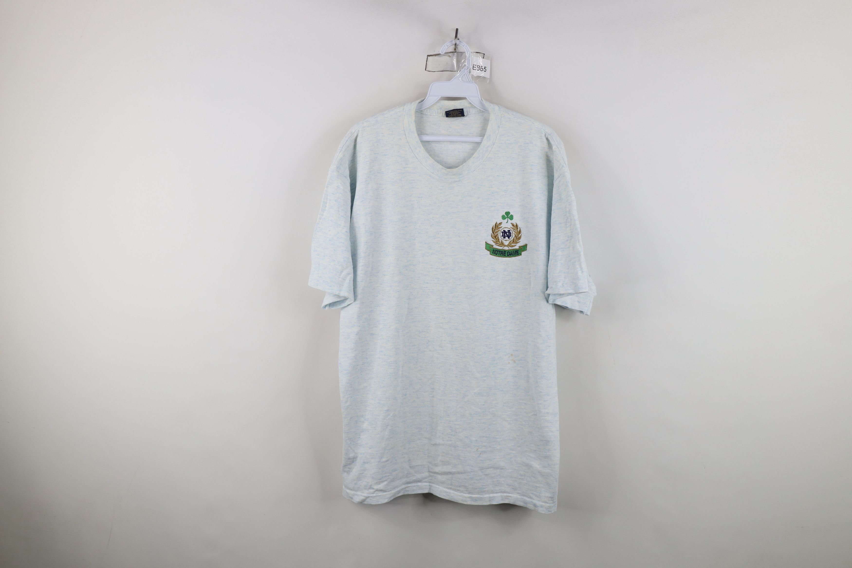 Vintage Vintage 90s Notre Dame University Clover Irish T-Shirt USA Size US XL / EU 56 / 4 - 1 Thumbnail