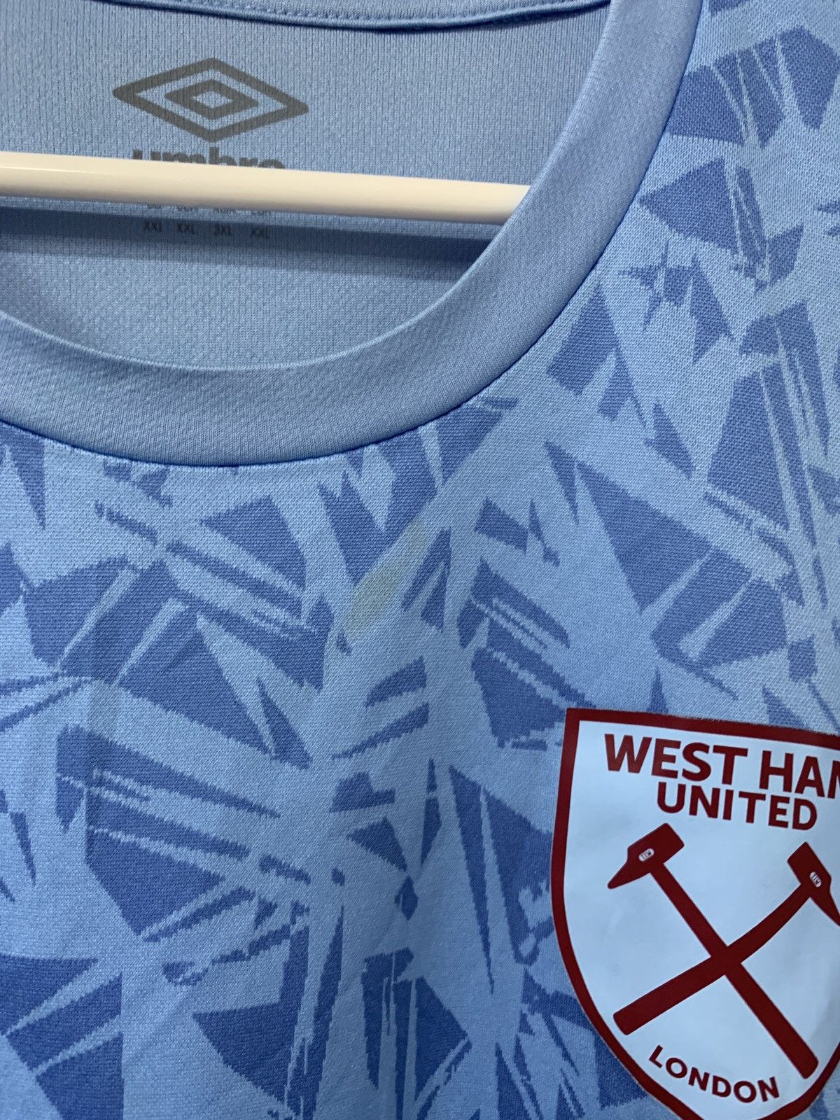 Umbro West Ham United Training Football Shirt Umbro Soccer Jersey Size US XXL / EU 58 / 5 - 6 Thumbnail