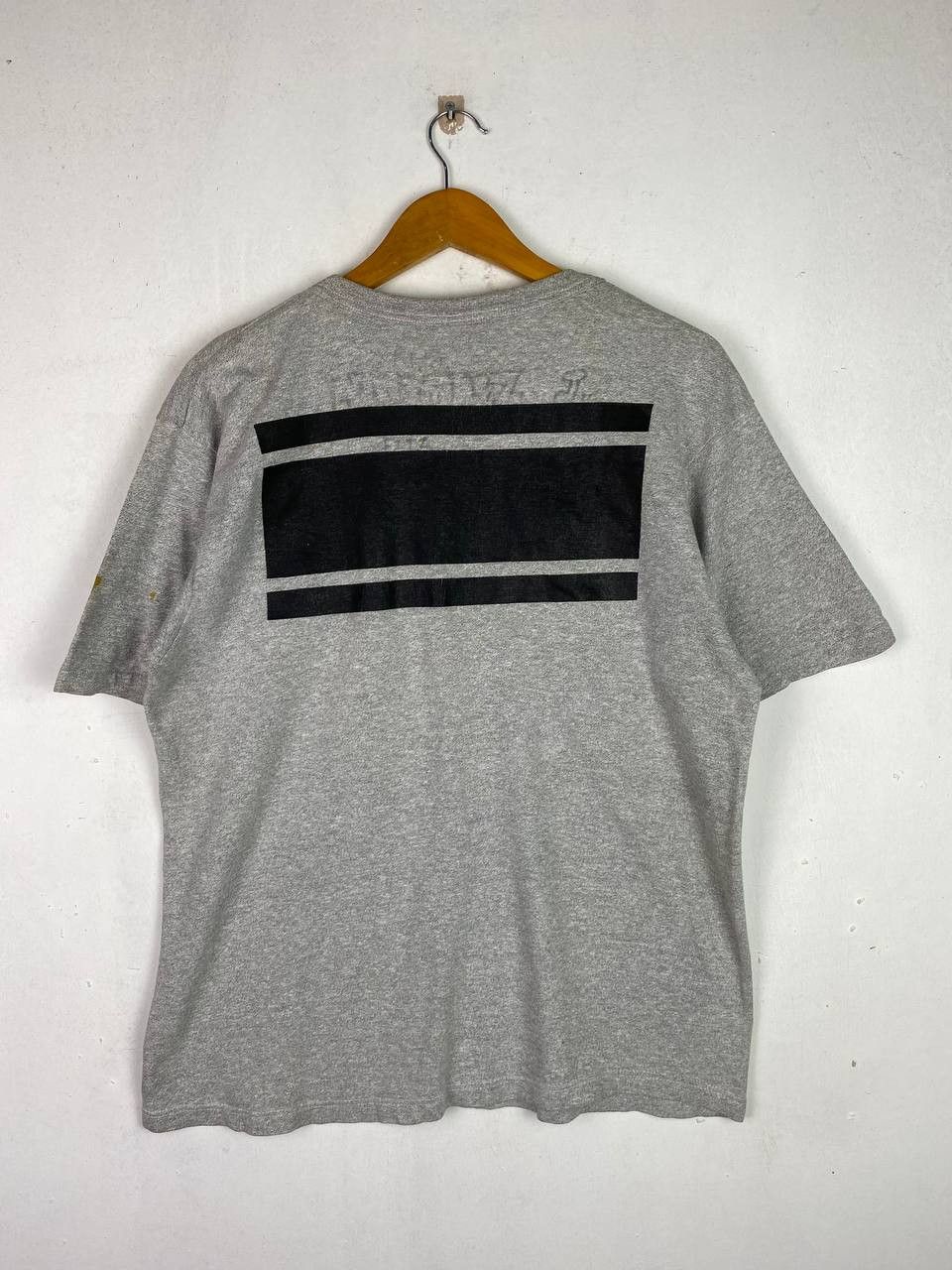 Champion vintage 70s/80s champion tee missing tag nice design Size US L / EU 52-54 / 3 - 6 Thumbnail