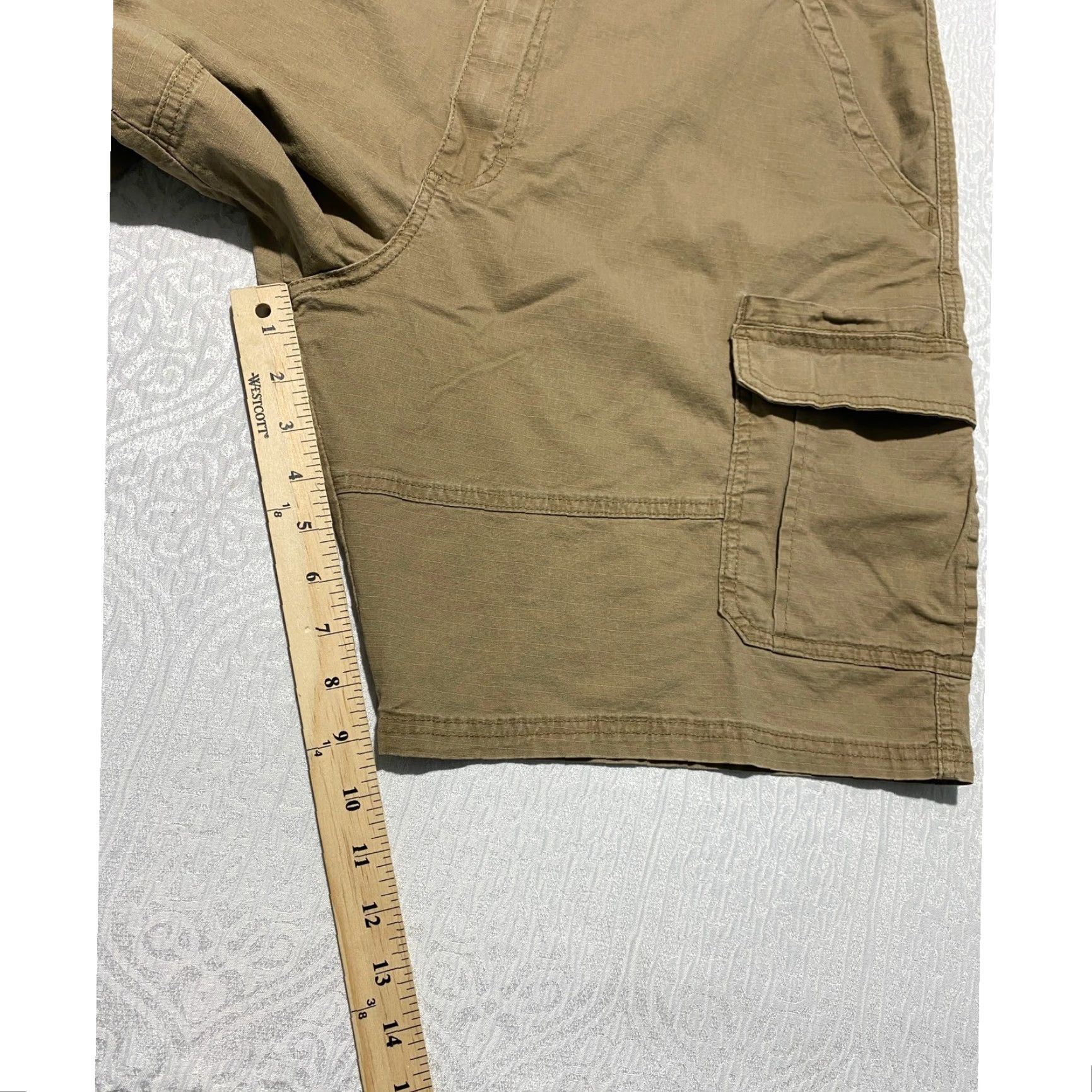Wrangler Wrangler Authentics Mens Cargo Shorts Khaki Tan 40 Regular Stretch 6-Pocket Canvas Cotton Blend Button Zip Fly Size US 40 / EU 56 - 7 Thumbnail