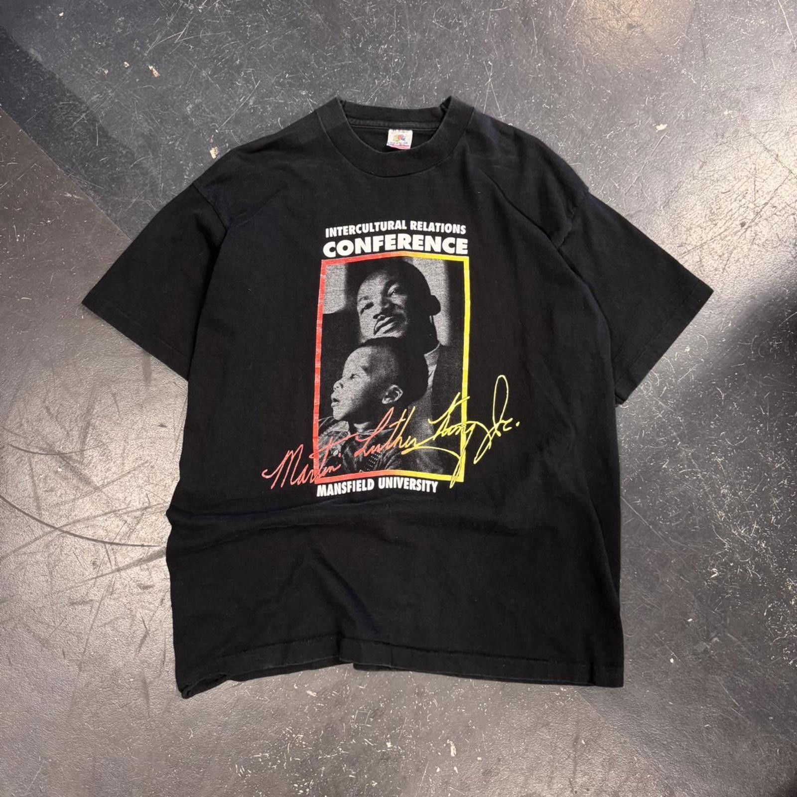 Vintage 90s Martin Luther King Mansfield University Tee Size US XL / EU 56 / 4 - 1 Thumbnail