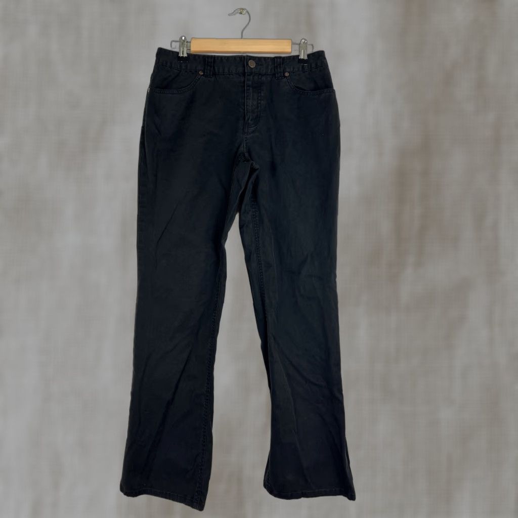 Eddie Bauer VINTAGE Eddie Bauer? Wait not vintage. The title: Eddie Bauer Womens Pants 8 Black Cotton Blend Stretch Outdoor 30x30 Size 30" / US 8 / IT 44 - 1 Thumbnail