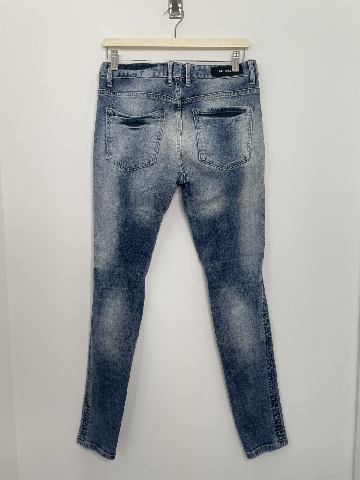 Represent Clo. Represent Essential Denim Random Blue Size 30x30 Size US 30 / EU 46 - 2 Thumbnail