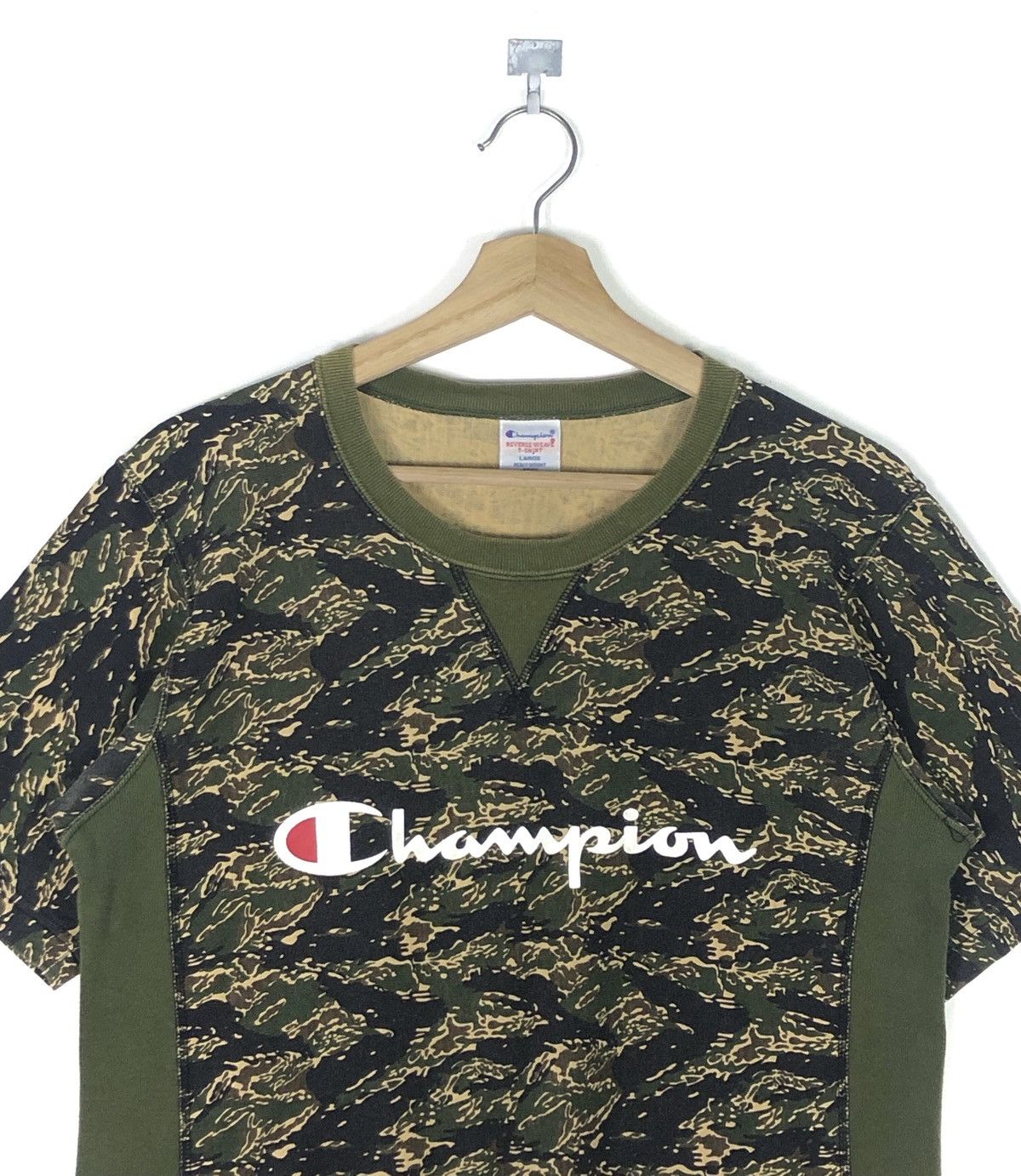 Champion RARE🔥VINTAGE CHAMPION REVERSE WEAVE TIGER STRIPES CAMO TEE Size US S / EU 44-46 / 1 - 5 Thumbnail