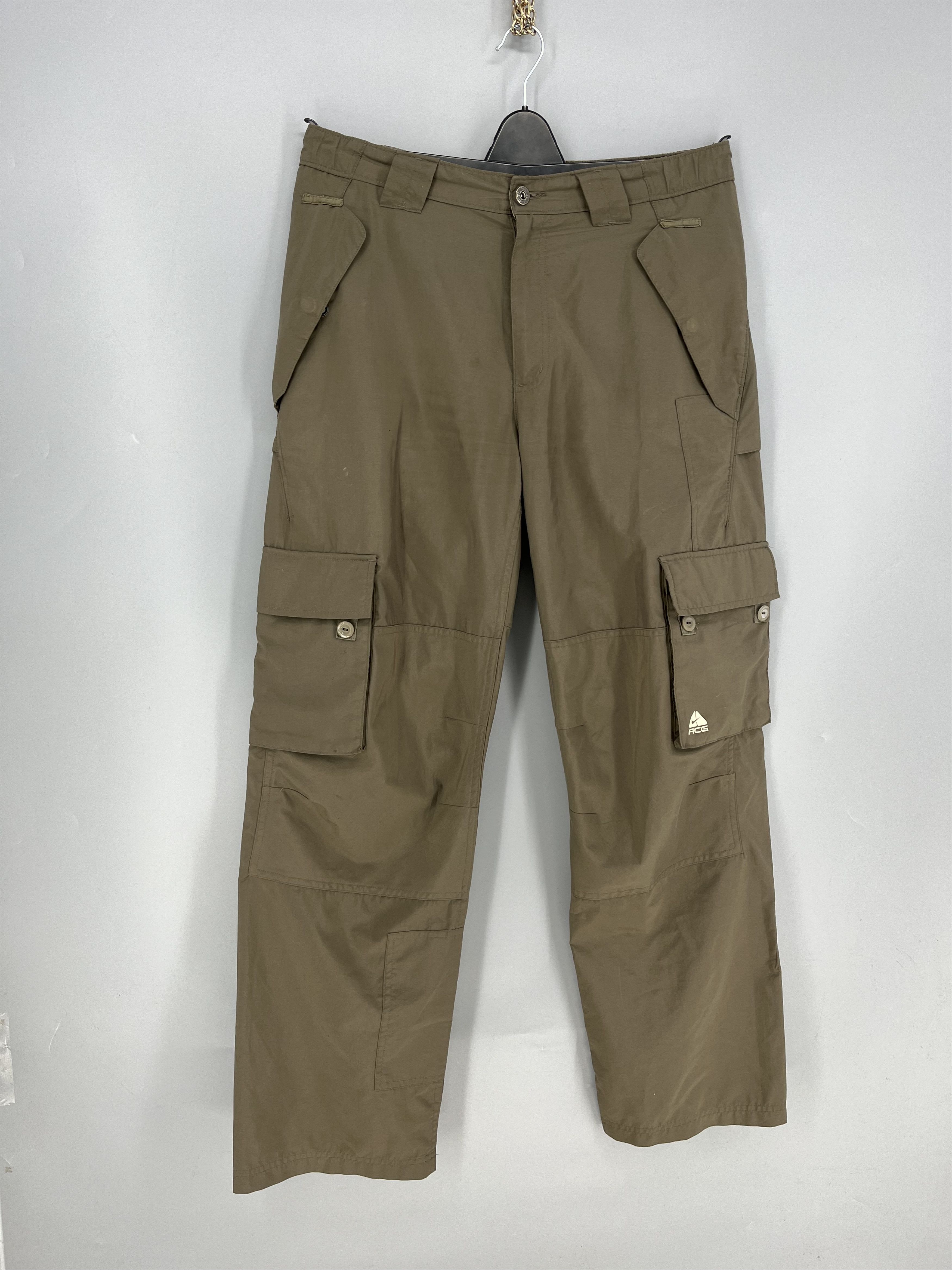 Vintage Vintage Nike ACG Men Cargo Pants Wide Leg size M Size US 32 / EU 48 - 2 Thumbnail